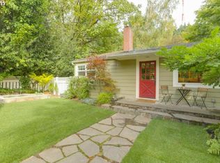 3584 SW Hillside Dr, Portland, OR 97221