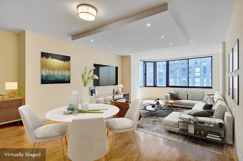 1st image of 275 Greenwich St APT 8H