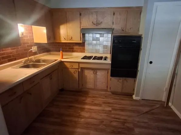 8708 W Villard Ave, 8708 W Villard Ave APT 5, Milwaukee, WI 53225