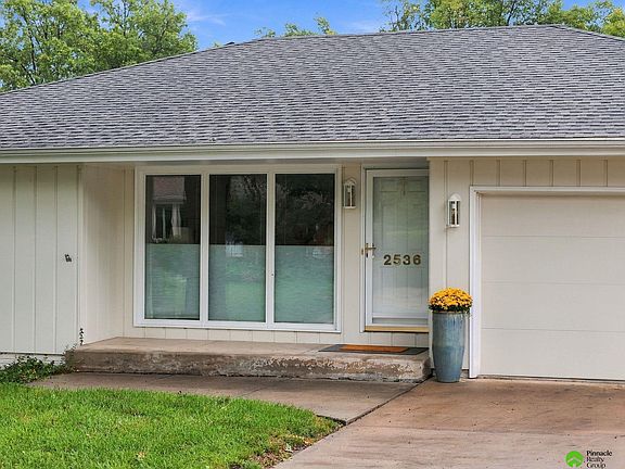 3rd image of 2536 S 39th St