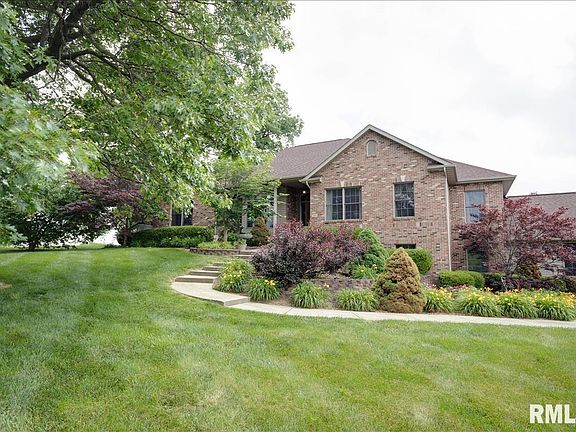 2nd image of 2881 Powell Ct