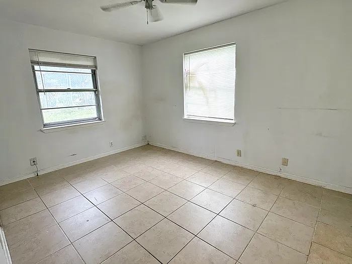 154 Morning Valley St — Photo 22