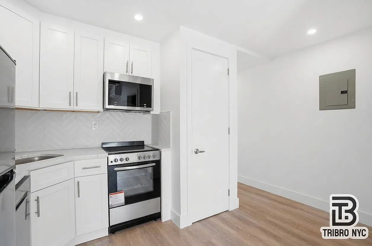 2324 Bedford Avenue — Photo 2