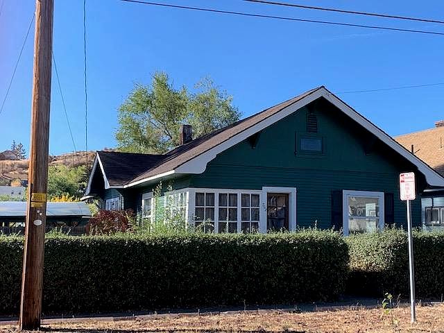 2nd image of 702 N 11th St