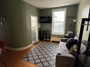 51 Queen St E Unit 2, Brampton, ON L6W 2A7