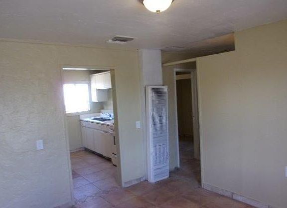 3rd image of 4726 S 7th Ave APT 2