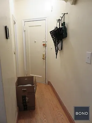 Rented by Bond New York | media 15