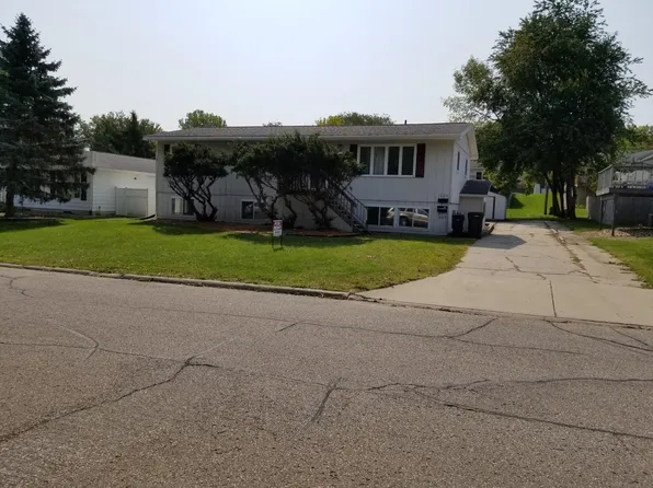 1022 Higby Dr #0, Cedar Falls, IA 50613