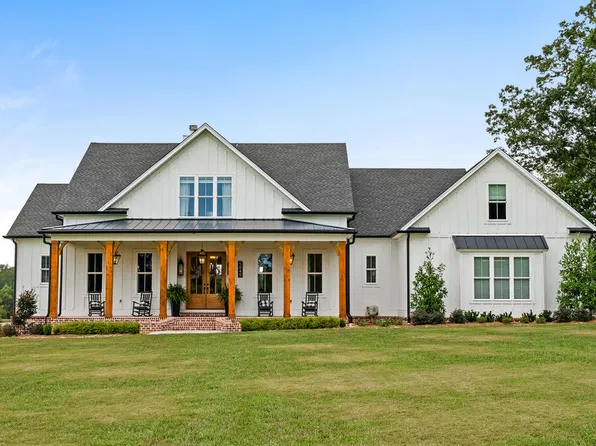 5845 Mount Herman Rd, Cookeville, TN 38506
