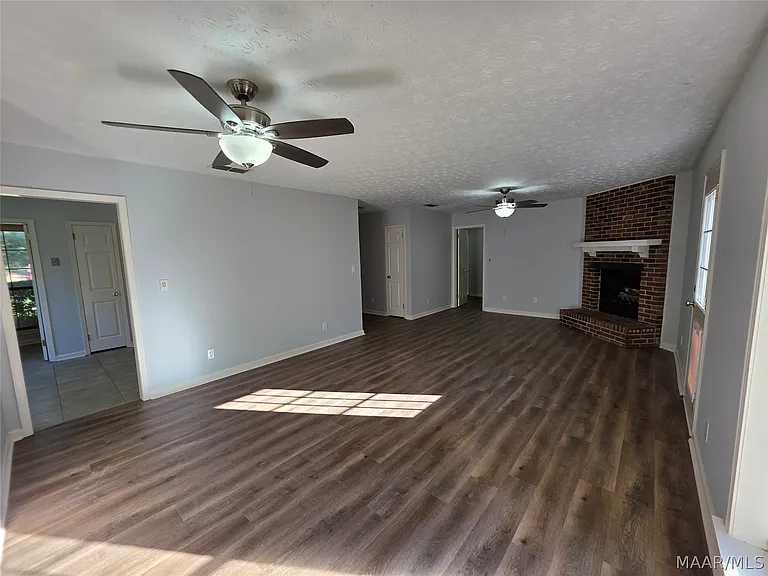 6225 Whitewater Ct — Photo 12