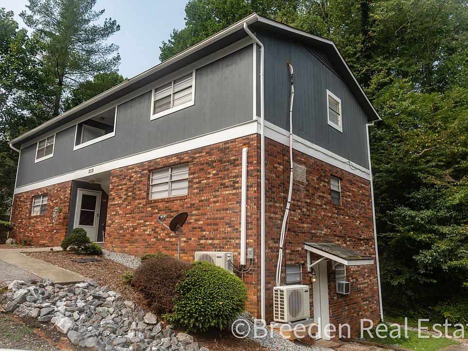 1st image of 2331 Hill Dr #34