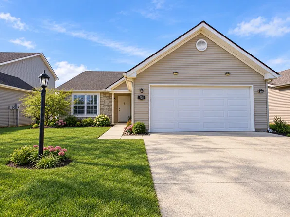 705 Luria Ln, Champaign, IL 61822