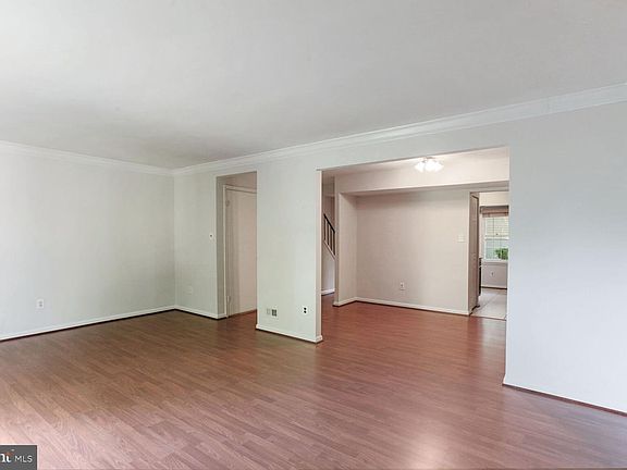3rd image of 6439 Birch Leaf Ct #31B