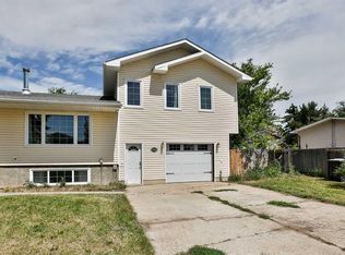 433 S 5th Ave, Stirling, AB T0K2E0