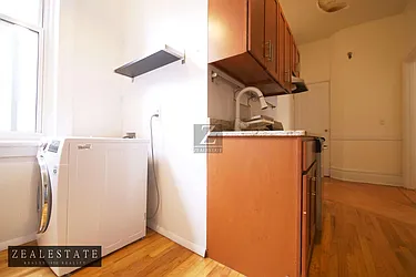 Rented by ZealEstate Group Inc