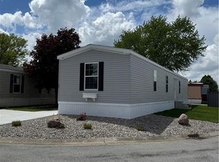 1048 N Main St #37, Bowling Green, OH 43402