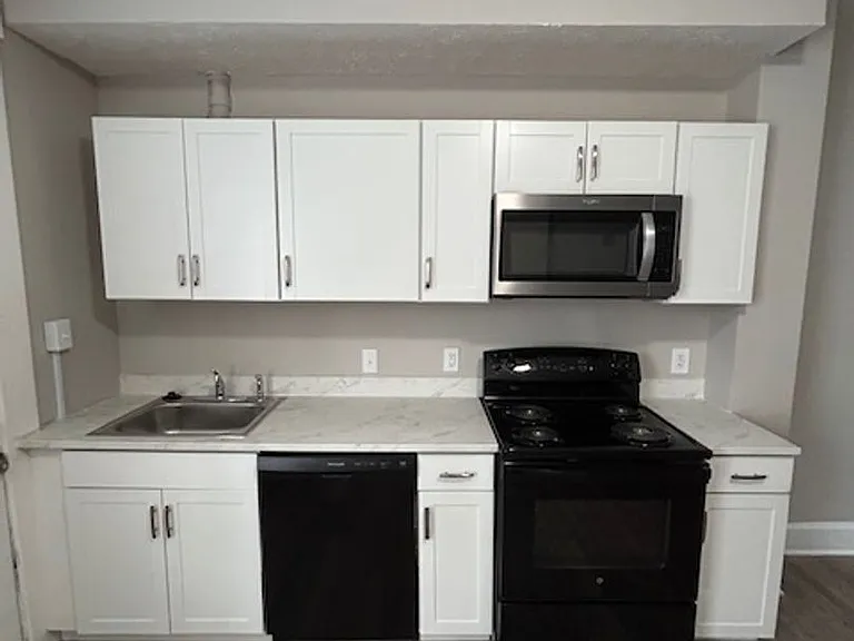 409-419 E Welch Ave — Photo 5