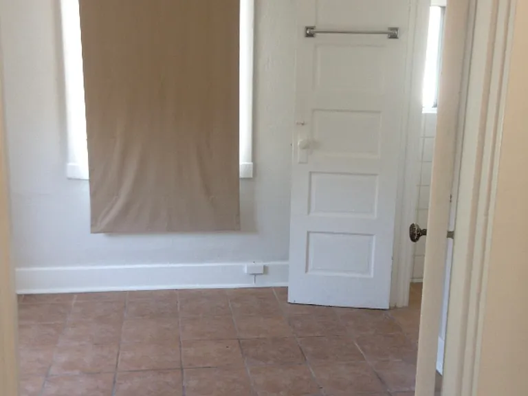 1804 Bellevue Ave — Photo 6