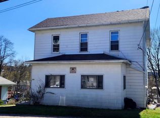 108 Center St, Frostburg, MD 21532