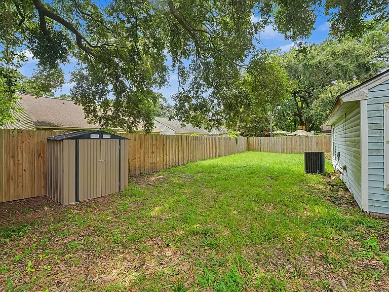 107 Quail Forest Ct — Photo 23