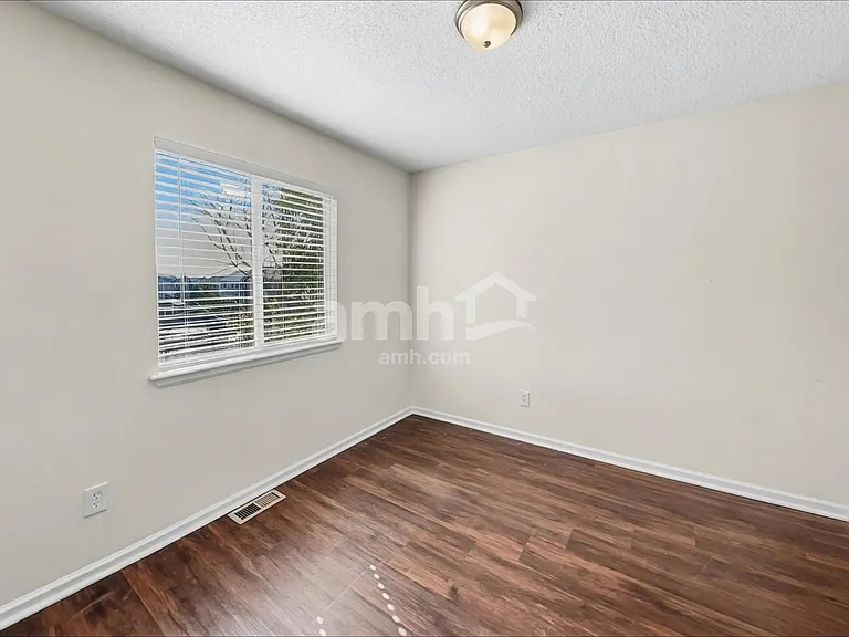 4103 Malta St — Photo 13