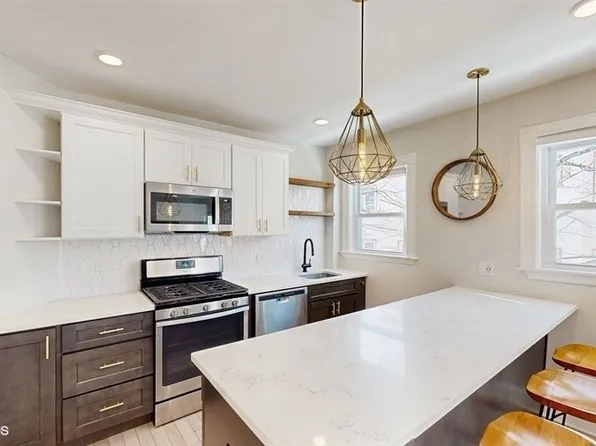 59 Bailey St #2, Boston, MA 02124