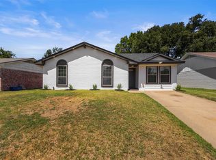 2441 Miller St, Grand Prairie, TX 75051