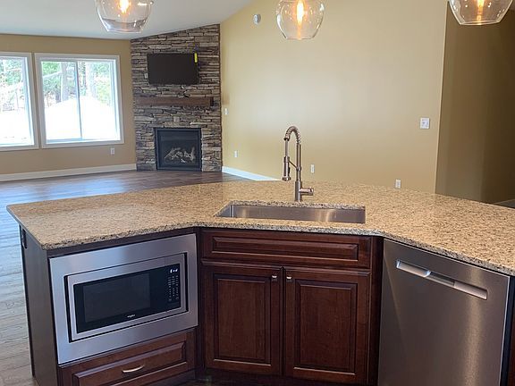 Lot 4 Kitchen Island