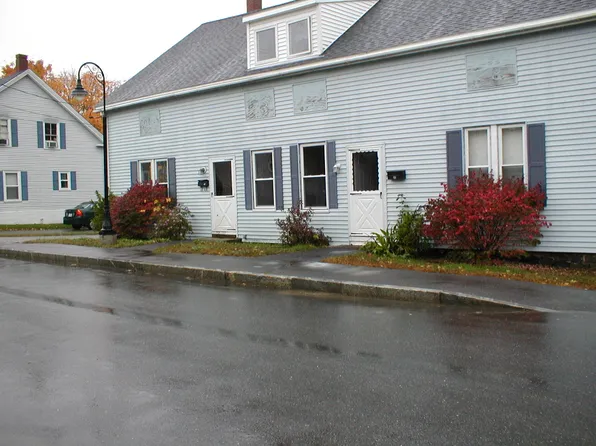 29 Nichols Ave, Newmarket, NH 03857