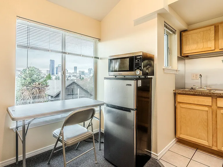 Solana Apodment Homes | International District — Photo 41