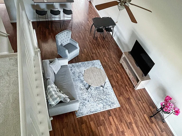 1280 Constitution Ct #303 — Photo 3