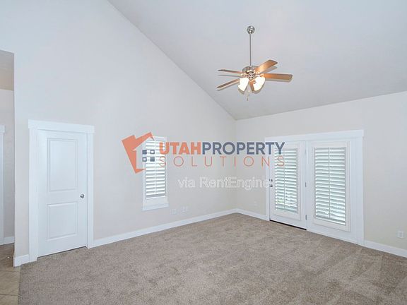 5th image of 1046 E Quarry View Way