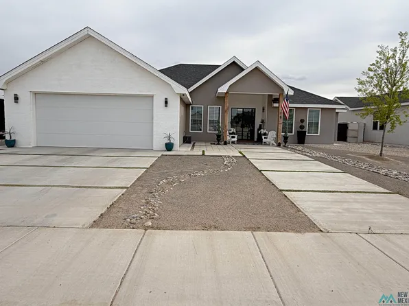 8 Bella Piazza Way, Roswell, NM 88201