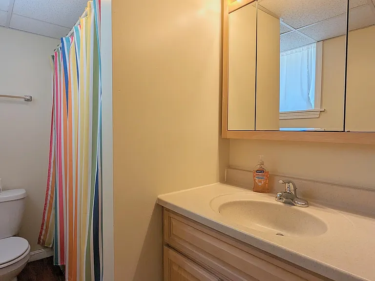 52 Crestview Dr — Photo 38