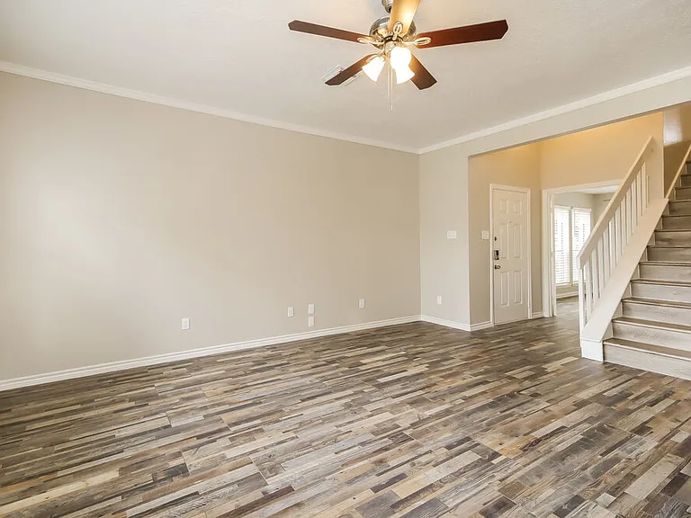 15802 Saint Lawrence Cir — Photo 7