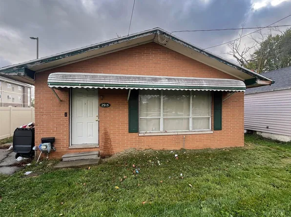2915 Berkley St, Flint, MI 48504