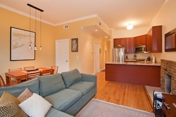 Sold by Avenue Sotheby's International Realty | media 30