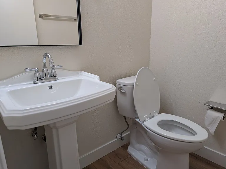 1127 Creekside Dr #249 — Photo 4