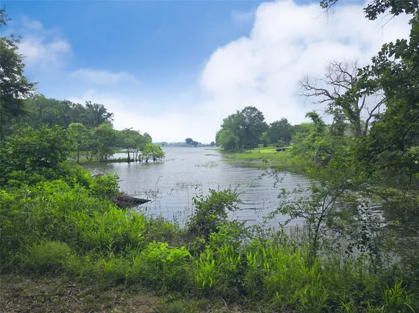 294 333rd Spur, Corsicana, TX 75109