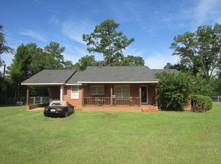 1391 Quail Crossing Rd SW, Camilla, GA 31730