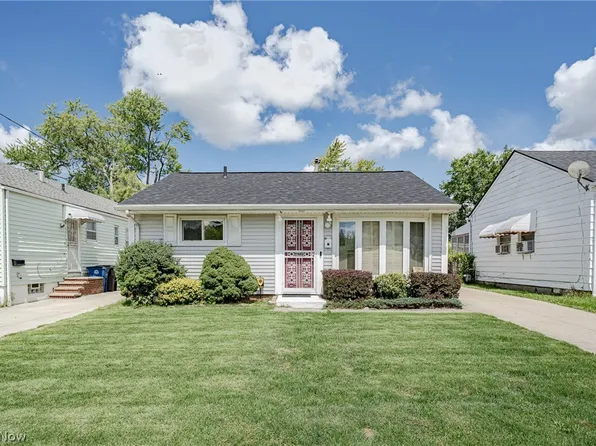 16225 Clearview Ave, Cleveland, OH 44128