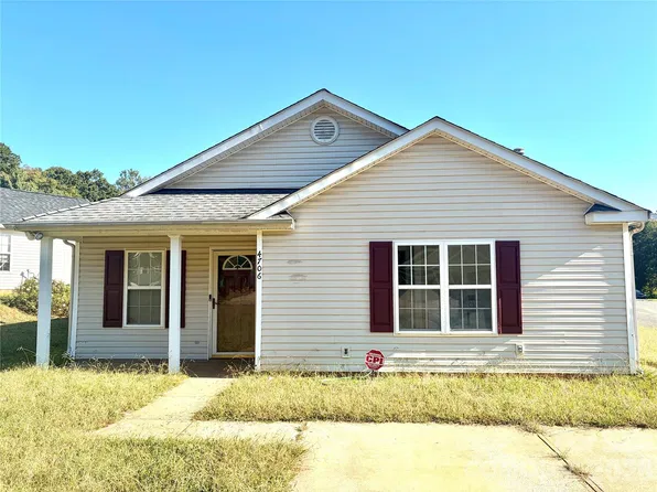 4706 Bomar Dr, Charlotte, NC 28216