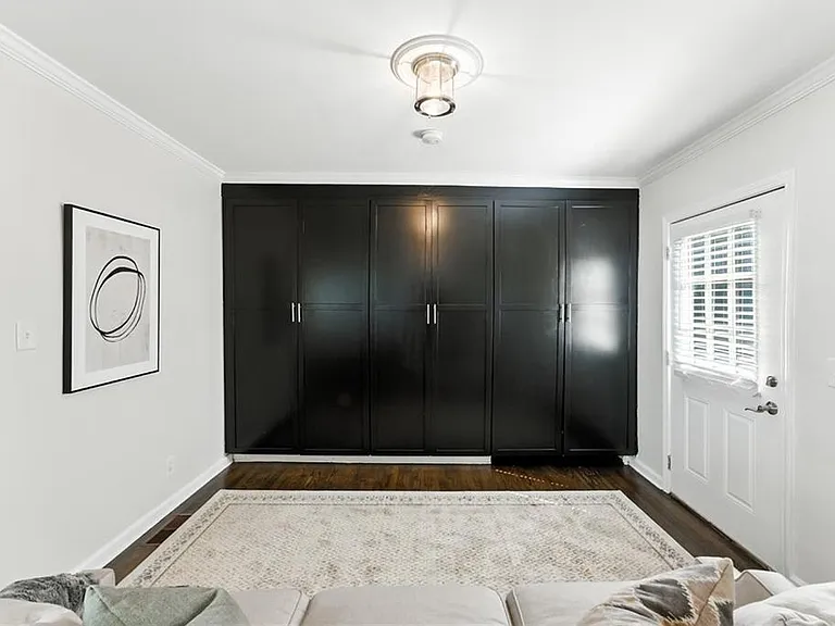 1411 Mercer Ave — Photo 7