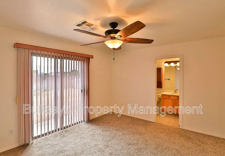 1697 N La Fresa Dr — Photo 16
