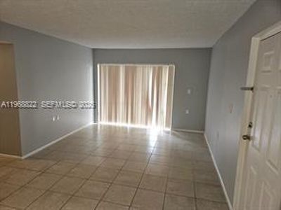 1153 Lake Victoria Dr APT J, Royal Palm Beach, FL, 33411