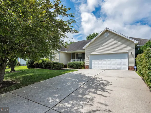 11 Autumnwood Way, Lewes, DE 19958