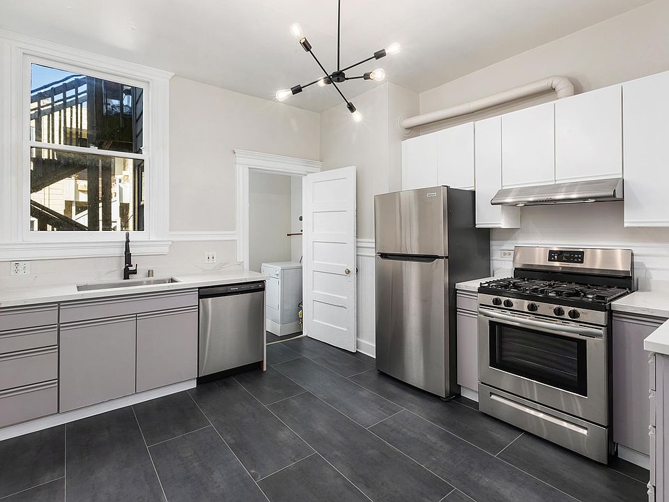 1st image of 663 Ashbury St