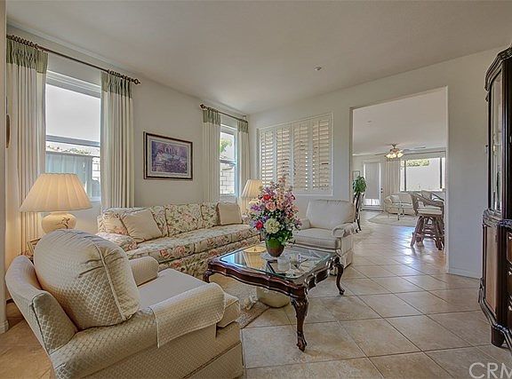 4th image of 7575 Oakwood Ln