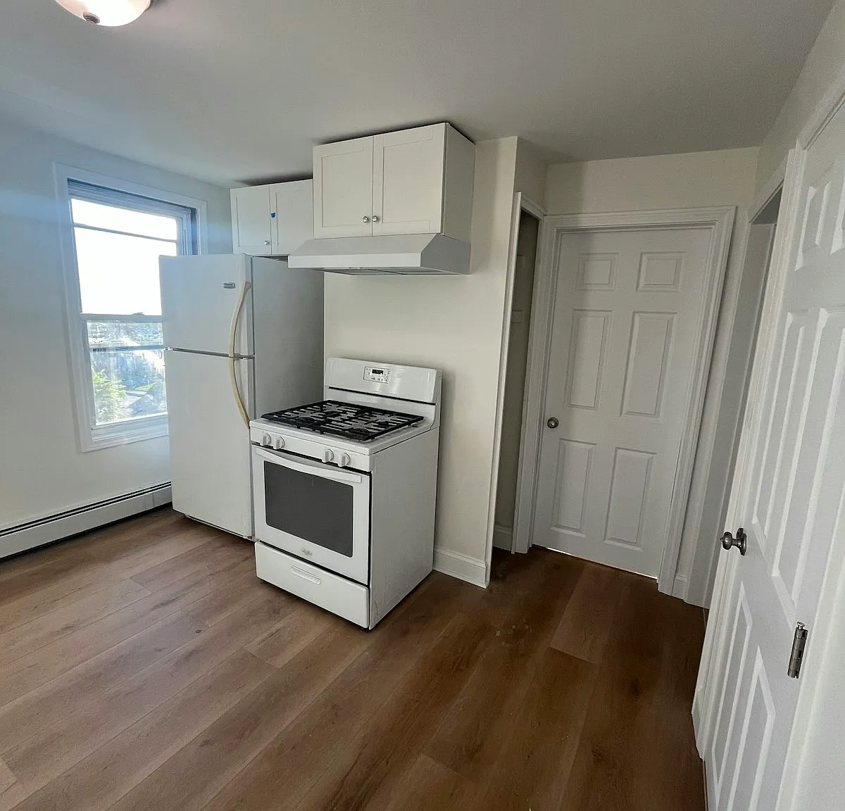 8 Kensington Ave, Unit 2 — Photo 4