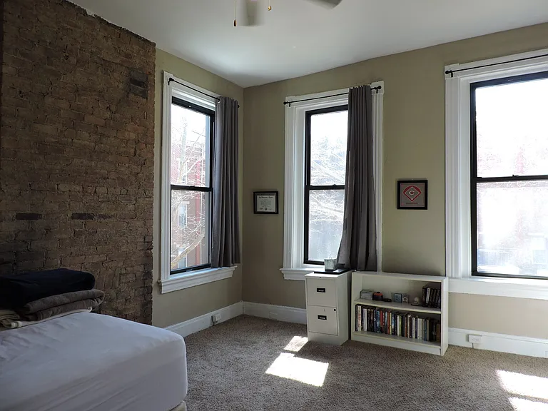 Walnut St. Apartments — Photo 32